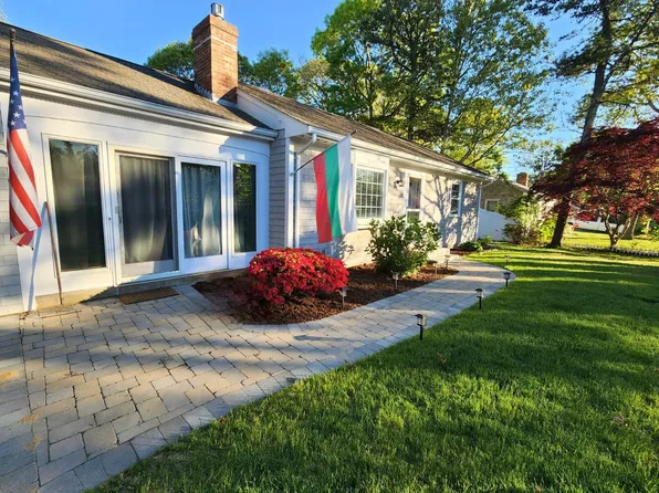 1 Merganser Lane, West Yarmouth, MA 02673