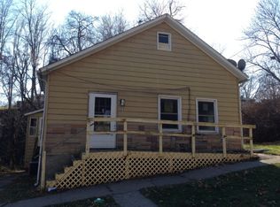 323 Locust St, Burlington, IA 52601