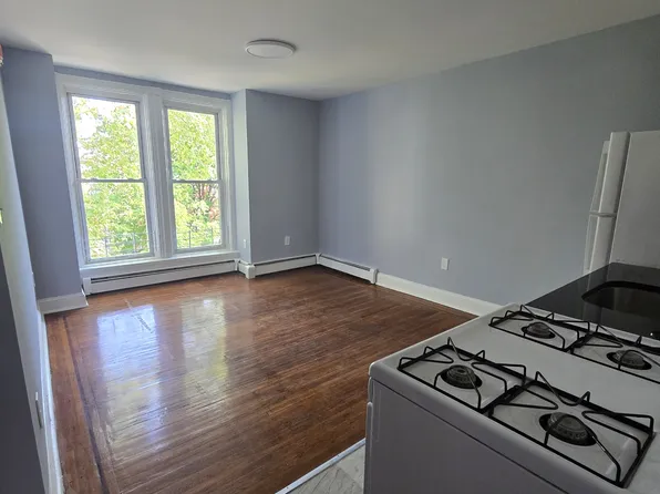 4812 Regent St APT 3, Philadelphia, PA 19143