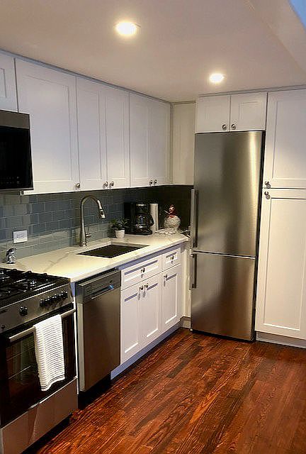 1st image of 14 W 68th St #7