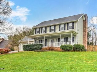 1527 One Friday Ln, Knoxville, TN 37922