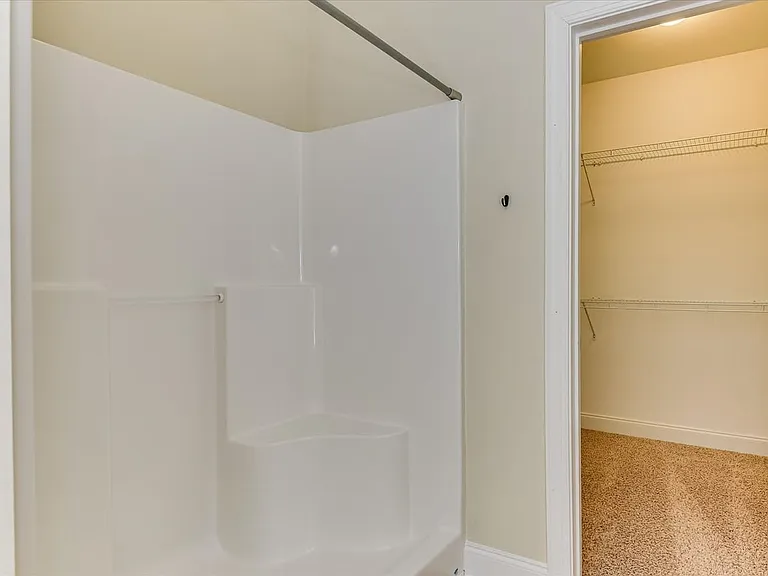 4215 Windslow Dr — Photo 24