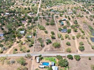 585 Wood Forest Rd, Kingsland, TX 78639