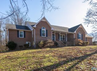 922 Tunsel Rd SW, Hartselle, AL 35640