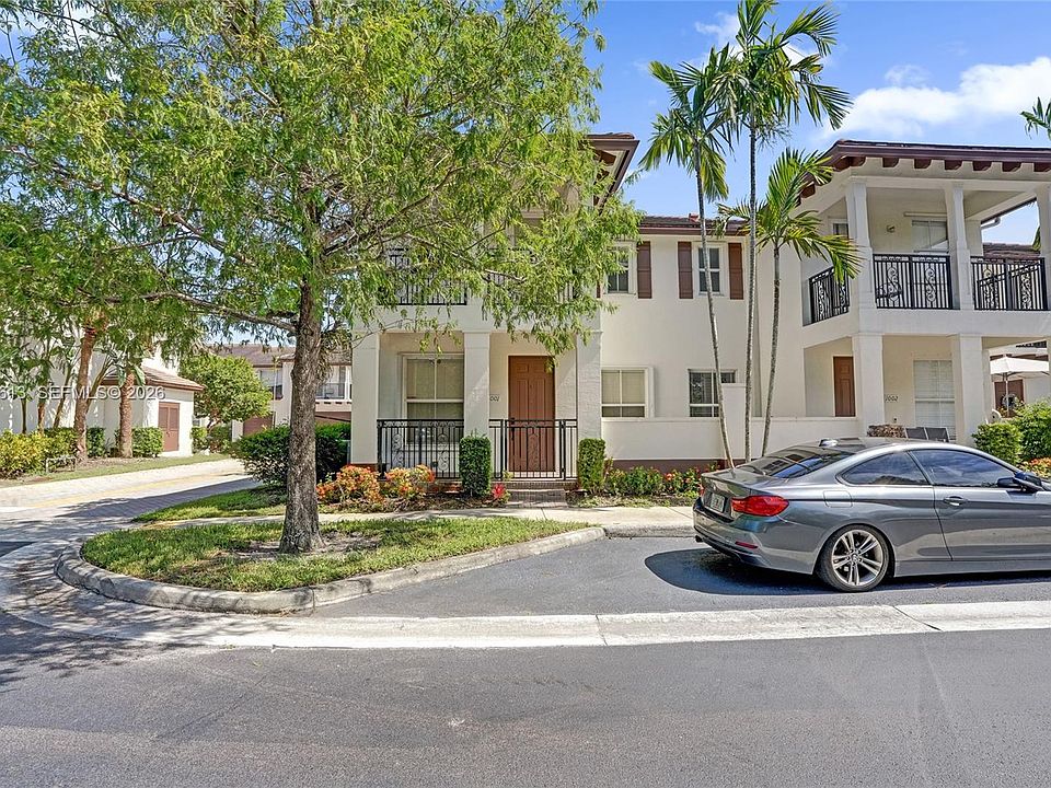 1st image of 4760 Mimosa Pl Unit 1001