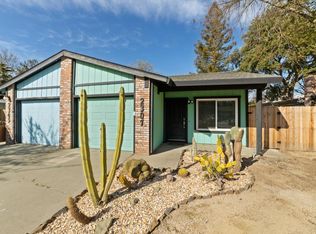 2307 E 8th St, Davis, CA 95618