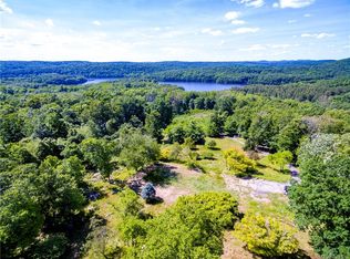 260 Croton Lake Rd, Katonah, NY 10536