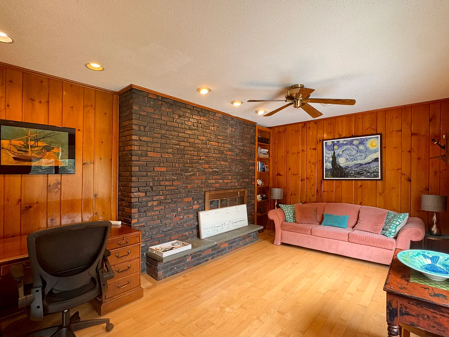 3 bed, 2.5 bath, 2003 sqft, $2,000 — Photo 3