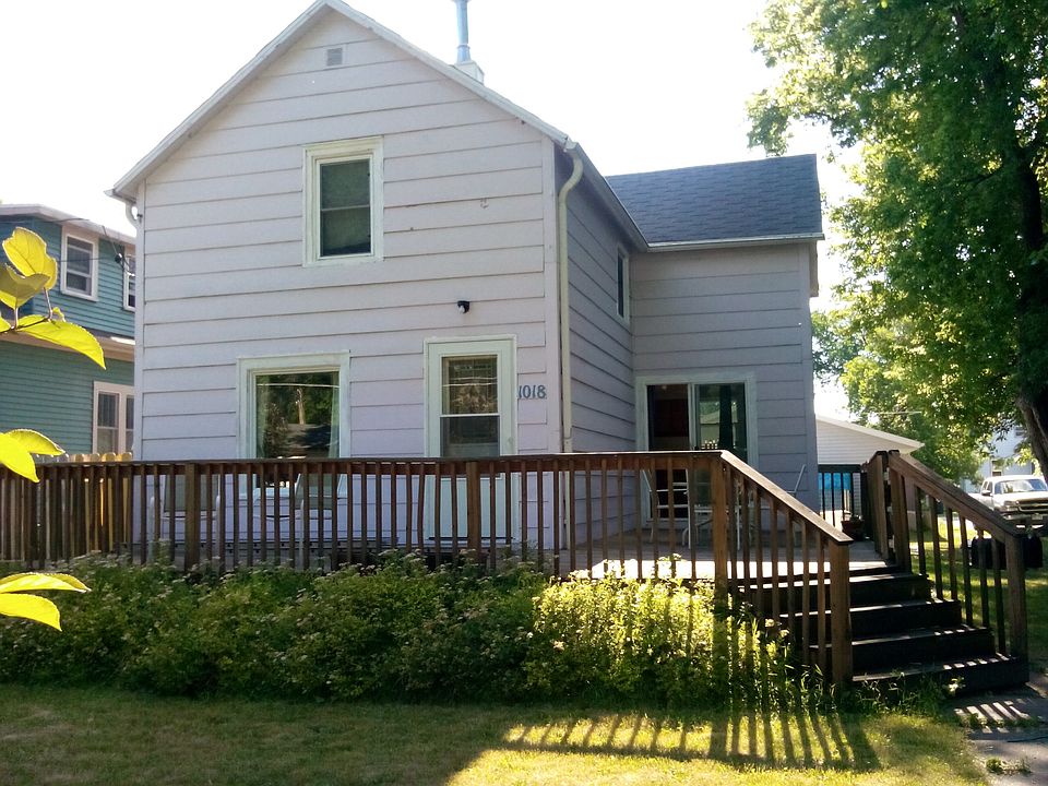1st image of 1018 College St N