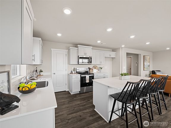 7th image of this home