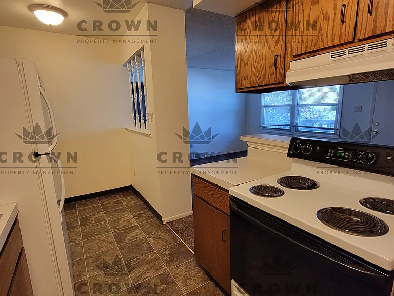 1502 Trent Ct #11 — Photo 4