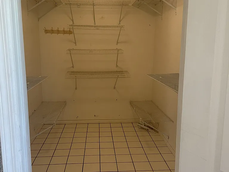 908 E Mesquite Ave — Photo 14