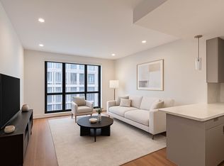 42-22 Crescent St #8C, Long Island City, NY 11101