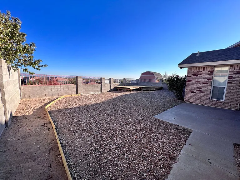 9304 Saguaro St NW — Photo 14