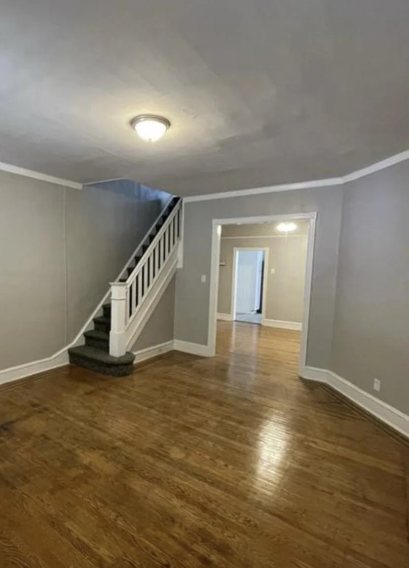 3 bed, 1.0 bath, 1426 sqft, $1,650 — Photo 3