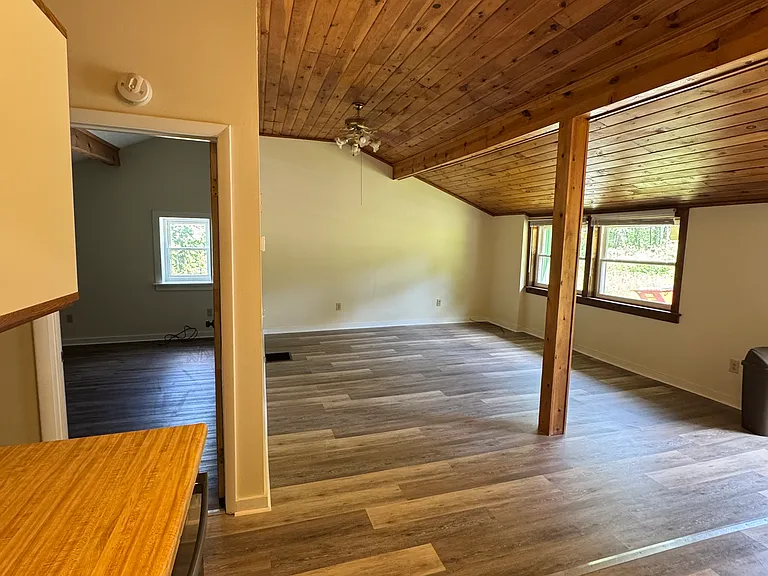 112 Serafen Ln #6 — Photo 1