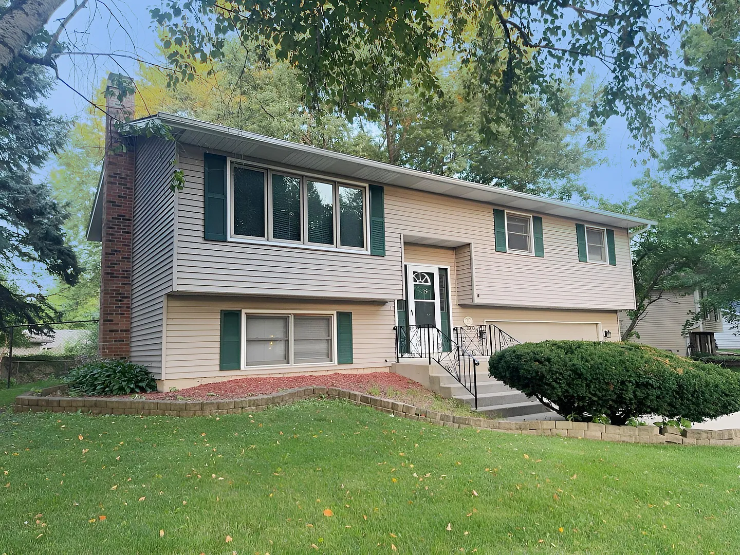 89 Brookwood Ct photo 1
