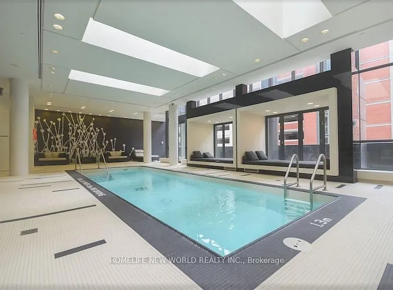 770 Bay St #808 — Photo 7