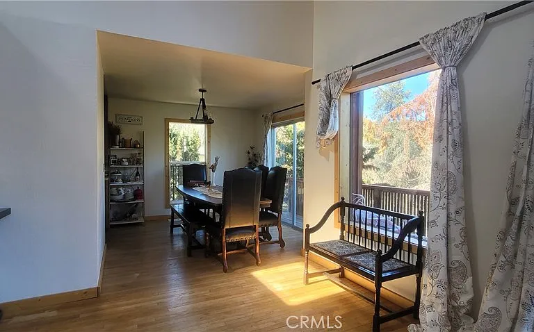 1317 Pinetree Dr — Photo 28