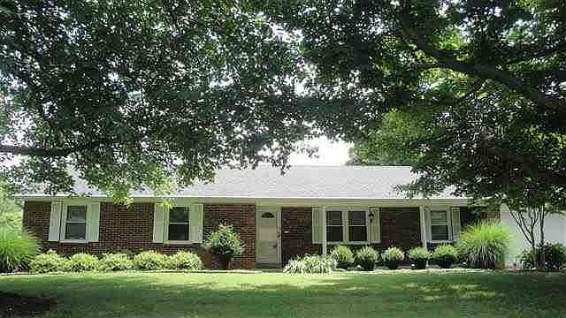 1st image of 2528 Goldenrod Dr