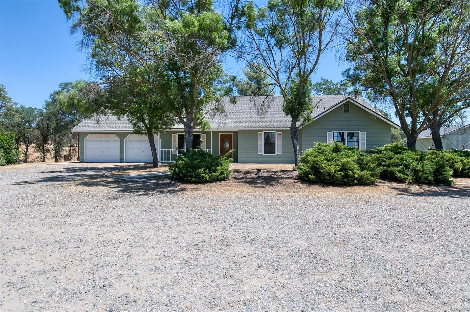 14979 Knox Ln photo 1
