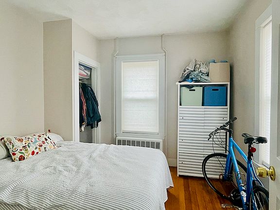 4th image of 6 Reed Ct #1