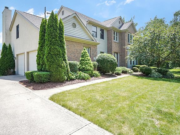 2nd image of 1200 Harkers Ct