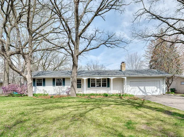 133 Craig Way NE, Fridley, MN 55432