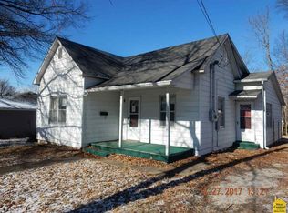 107 W Rogers St, Clinton, MO 64735