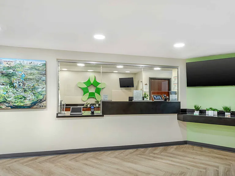 Lobby and Guest Check-in
