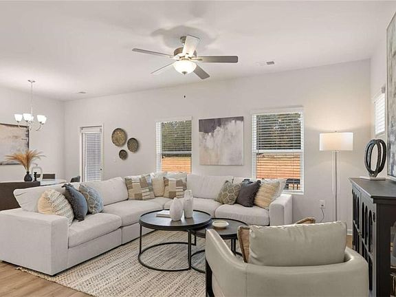 2nd image of 1043 Merritt Dr #90