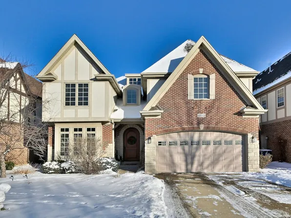 145 N Walnut St, Elmhurst, IL 60126