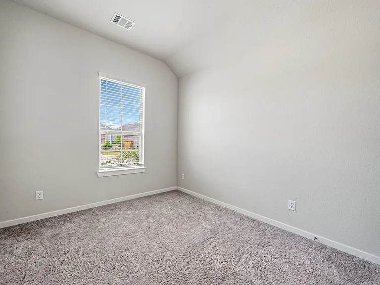 7623 Coral Lake Dr — Photo 5