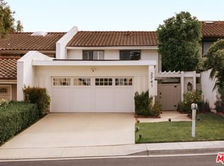 2741 Bottlebrush Dr, Los Angeles, CA 90077