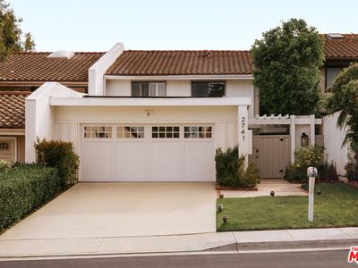 2741 Bottlebrush Dr, Los Angeles, CA, 90077
