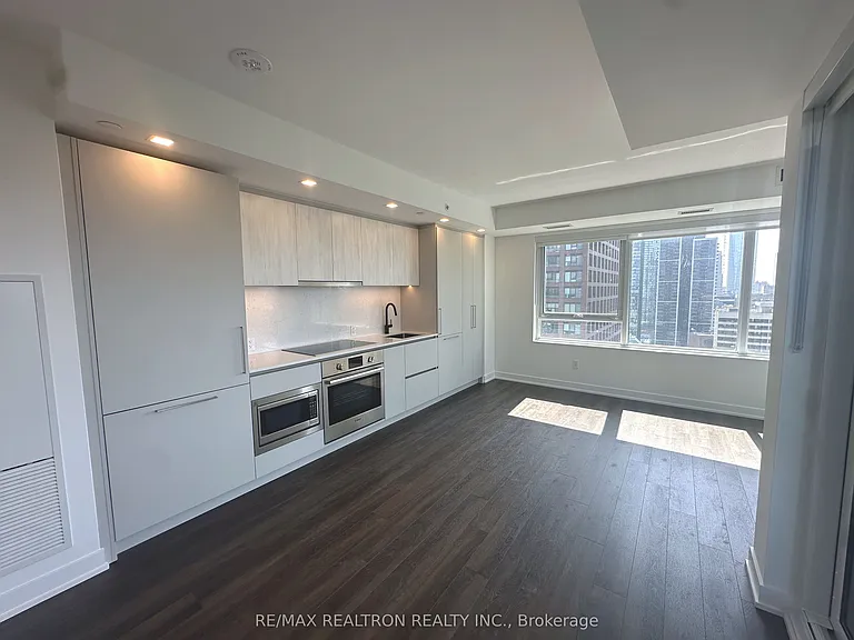 609 Sherbourne St #3004 — Photo 14