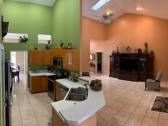 Kitten & Family Room
