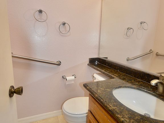 5th image of 247 S Larkwood St