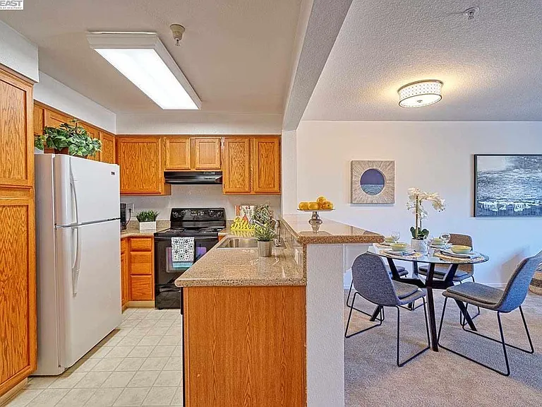 39206 Guardino Dr #208 — Photo 13