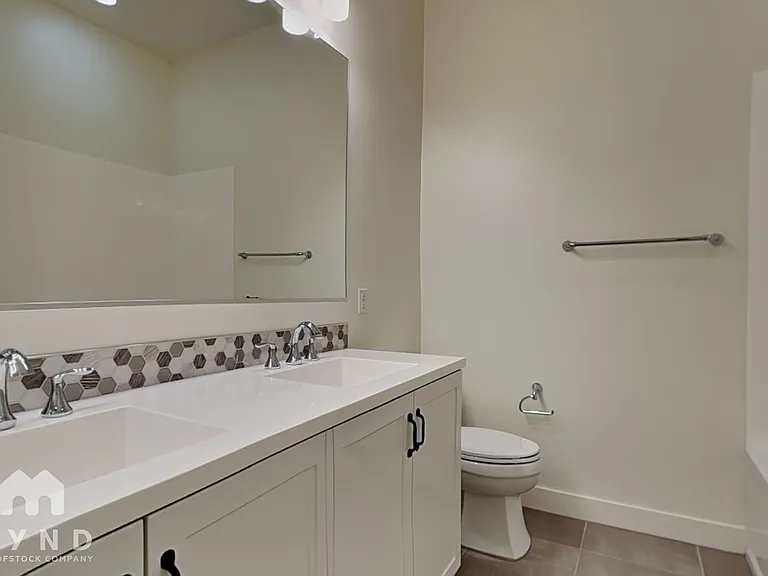 6807 E Orion Dr — Photo 15