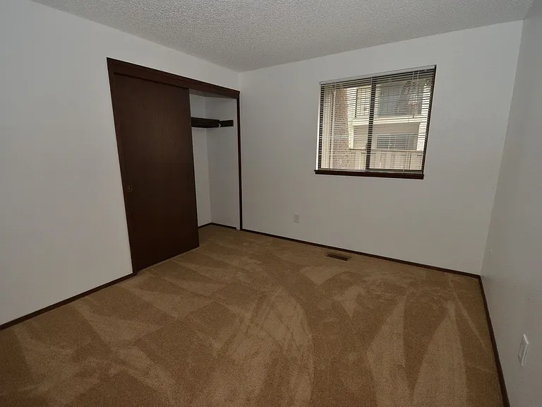 12300 SW Sussex St — Photo 12