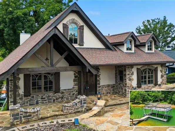 2115 Kemp Dr, Cumming, GA 30041