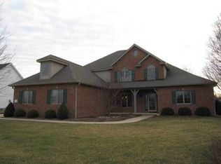 10611 N Trails Edge Dr, Peoria, IL