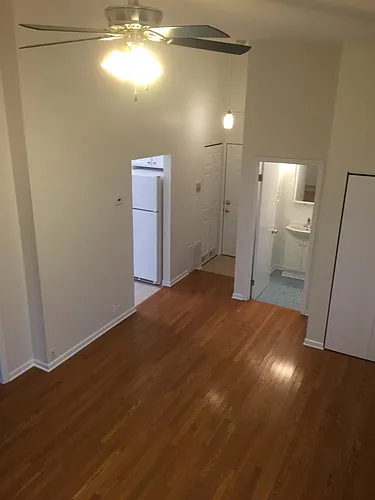 2328 W Belmont Ave #3FR Photo 1