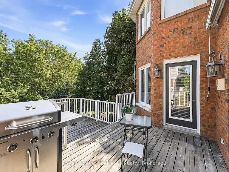 37 Ravine Dr — Photo 13