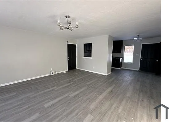 3409 Summerdale Ave — Photo 2