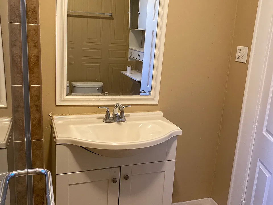 bathroom vanity