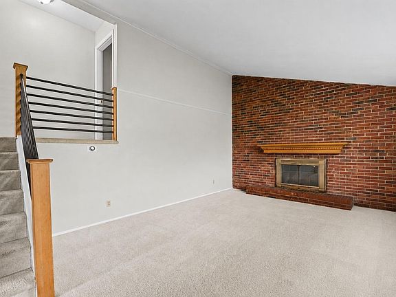 5th image of 1705 Normandy Dr