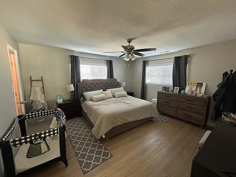2905 E Vista St #B — Photo 10