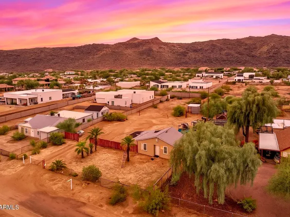 2237 E DESERT Lane, Phoenix, AZ 85042